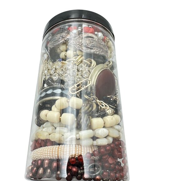 Mystery Jewelry Jar #1037 Wearable Quality Pieces 2lbs Necklace Bracelet Earring - Picture 2 of 4